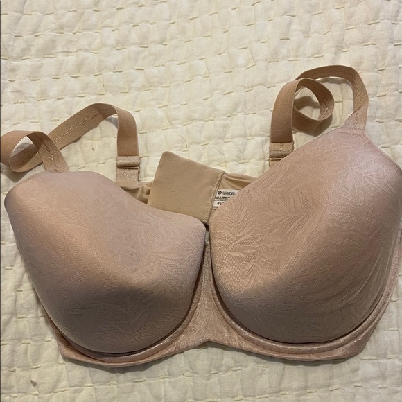 Wacoal Other - Wacoal Soft Beige Bra